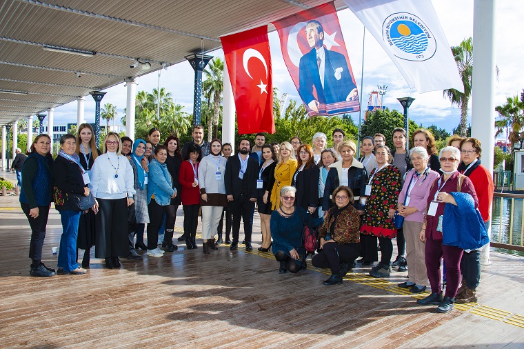 Mersin Büyükşehir Belediyesi’nden Üretici Kadınlara Dijital Pazarlama Eğitimi