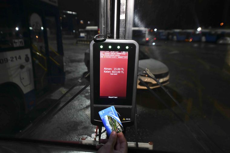 Ankara Büyükşehir Belediyesi, Toplu Taşımada Kullanılan Elektronik Ücret Toplama Sistemini Yeniliyor