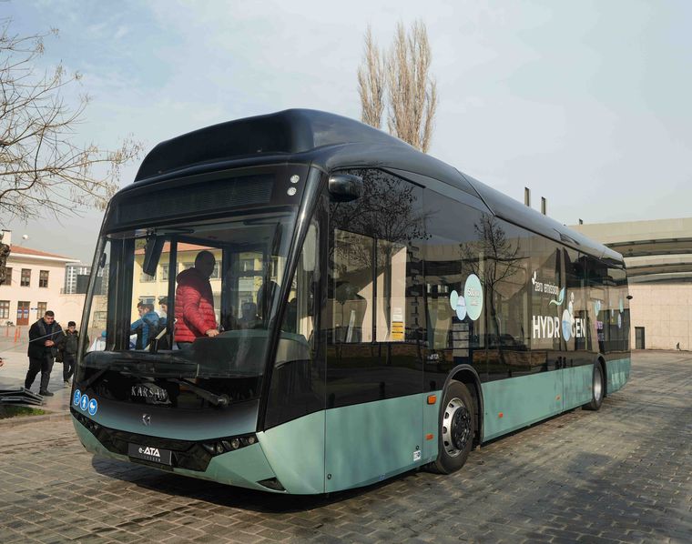 Karsan’ın Hidrojenli Otobüsü e-ATA Türkiye’de İlk Kez Gaziantep’in Şehiriçi Hatlarında Test Edildi